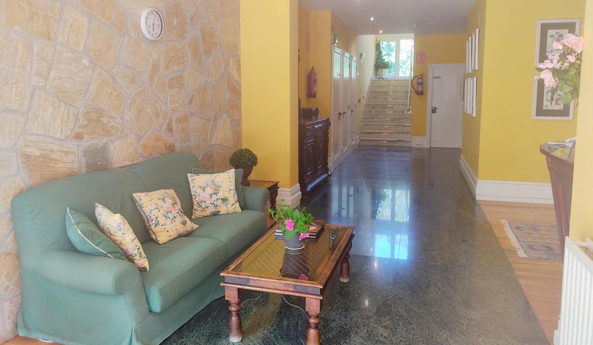 Hotel Suite Miono Castro Urdiales Buitenkant foto