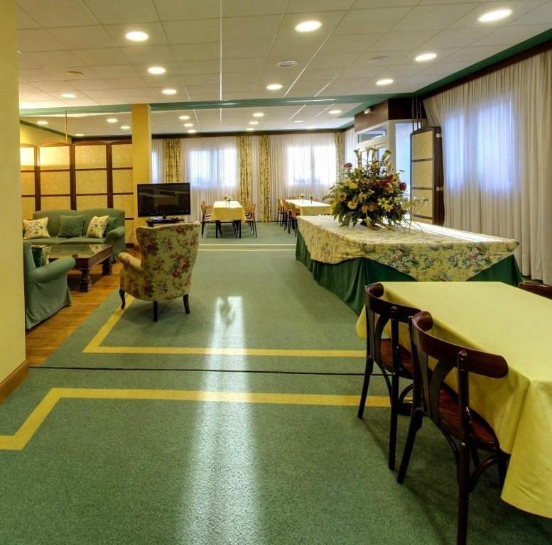 Hotel Suite Miono Castro Urdiales Buitenkant foto